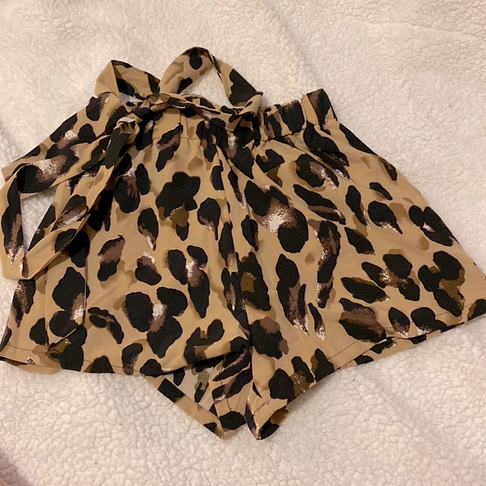 Shein Cheetah Print shorts! These are an XS but could go for a small if needed !